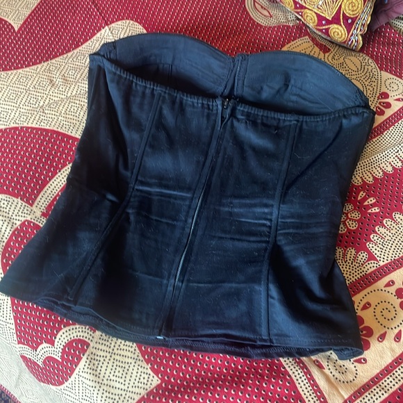 Like new Charlotte Russe strapless black top - Picture 5 of 5